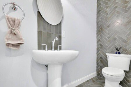 15d1e2da 1268 4f3a a345 d958543ec0f9