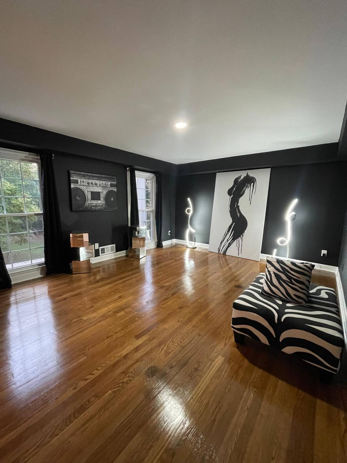 305e636a e03a 4976 aa67 c5798f04bf04.jpg