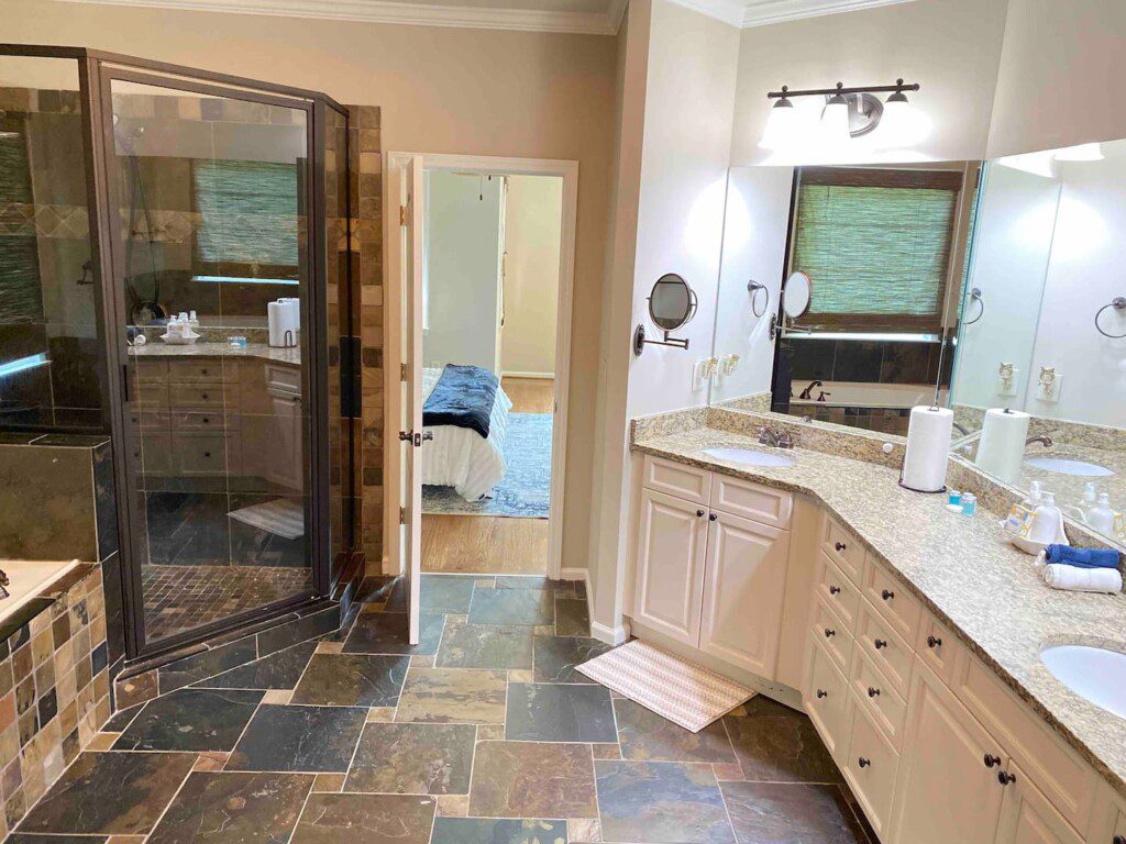 0eb7359d ef17 405d a4cf 804e7c1e97aa