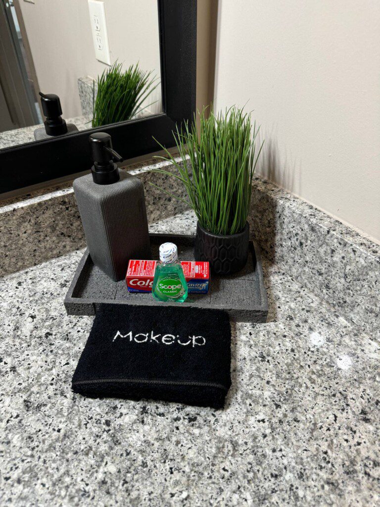 3c66f03c a7ca 441c 8825 bb5d7a264d39