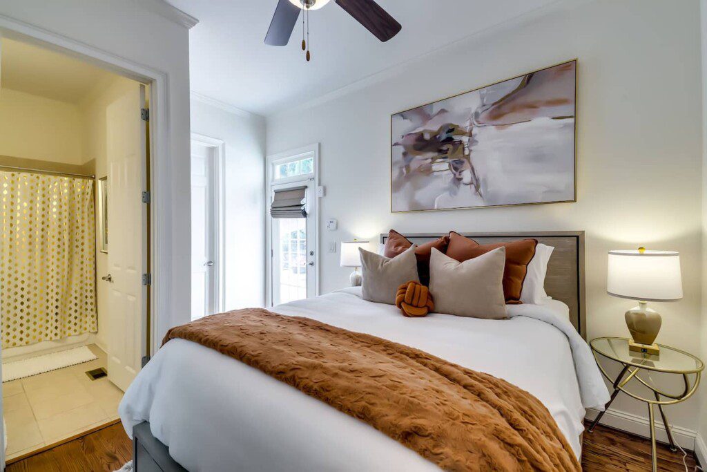 98257926 4d63 4e76 a3fa fe5f42950c34