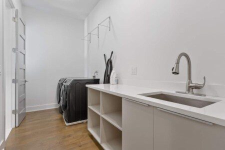 c03624d4 1423 45a1 b58c f5e5e9b09a23